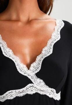 Anna Field HEIDI LONG SLEEVES VISCOSE NIGHTDRESS - Nachthemd - Black -Anna Field 9cbb26f39b384778a8a395532fe9436b